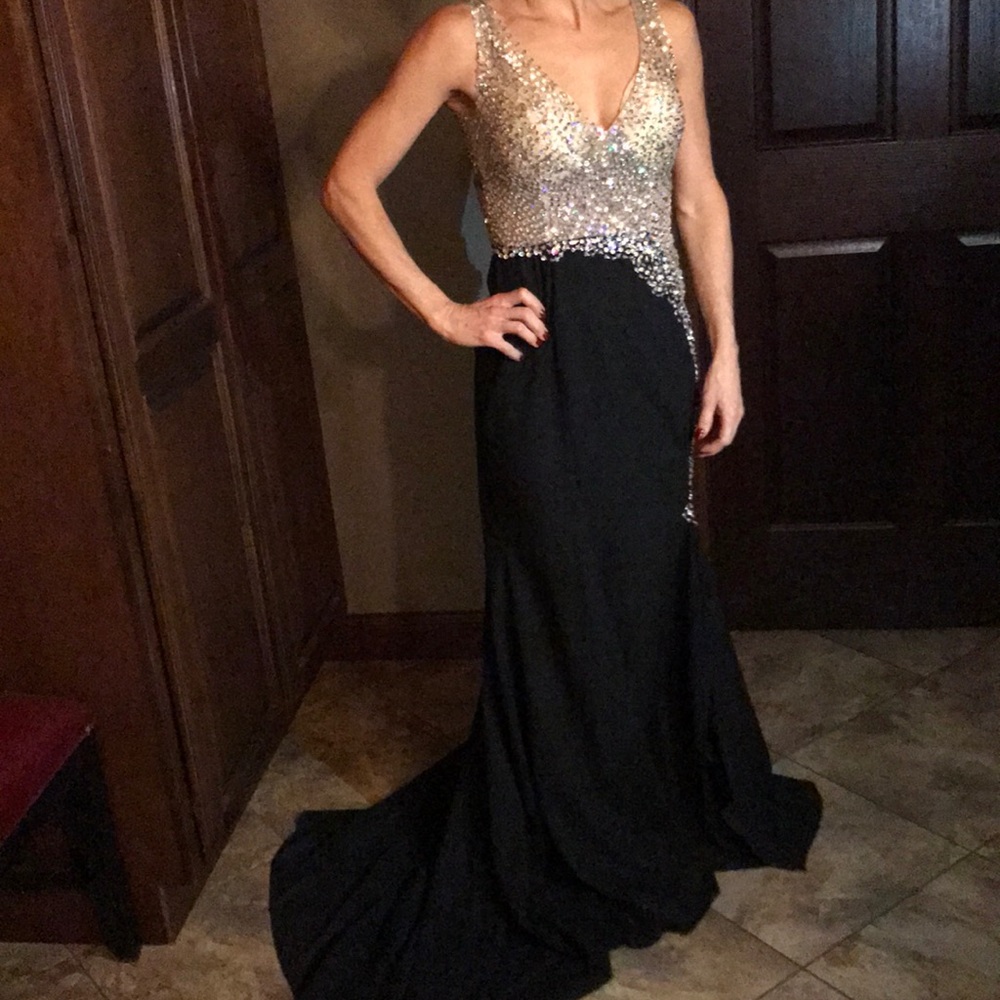 LAST CHANCE TO BUY - NWOT mermaid formal dress